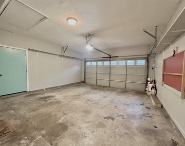 11917 Meadowfire Dr - Photo Thumbnail 29