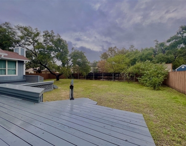 11917 Meadowfire Dr - Photo Thumbnail 31