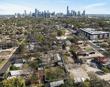 609 Fletcher St - Photo Thumbnail 1