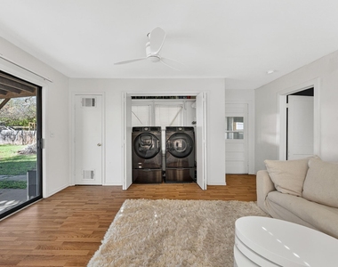 609 Fletcher St - Photo Thumbnail 17
