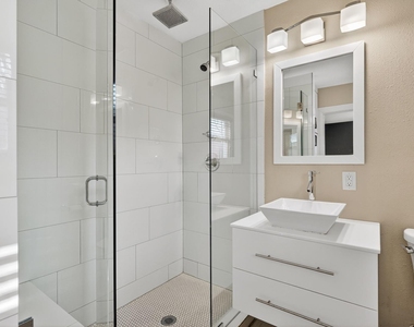 609 Fletcher St - Photo Thumbnail 13