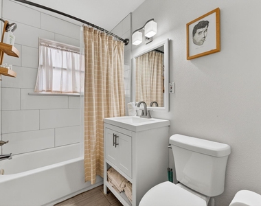 609 Fletcher St - Photo Thumbnail 15
