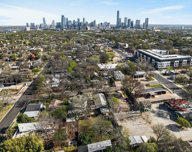 609 Fletcher St - Photo Thumbnail 22