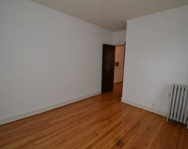 1917 W Winnemac Avenue - Photo Thumbnail 15