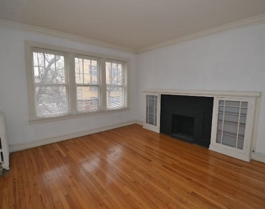 1917 W Winnemac Avenue - Photo Thumbnail 6