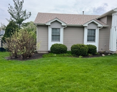 517 E Conley Drive - Photo Thumbnail 2