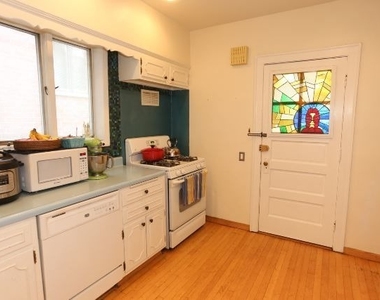 5535 N Campbell Avenue - Photo Thumbnail 3