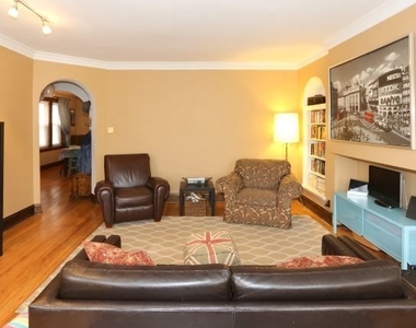 5535 N Campbell Avenue - Photo Thumbnail 10