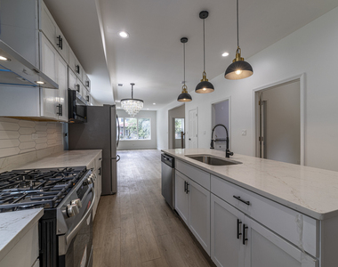6911 S Kimbark Avenue - Photo Thumbnail 6