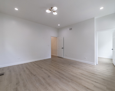6911 S Kimbark Avenue - Photo Thumbnail 15