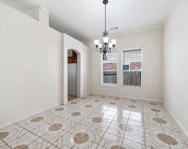 7814 Rocky Peak Lane - Photo Thumbnail 8
