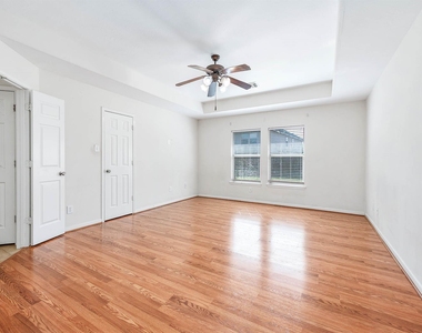 7814 Rocky Peak Lane - Photo Thumbnail 14