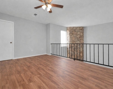 12255 W Village Drive - Photo Thumbnail 12