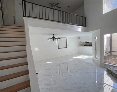 12255 W Village Drive - Photo Thumbnail 3