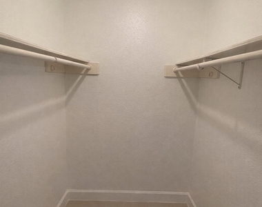 12255 W Village Drive - Photo Thumbnail 4