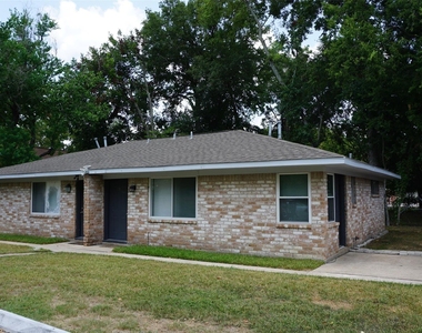 604 Wilson Road - Photo Thumbnail 5