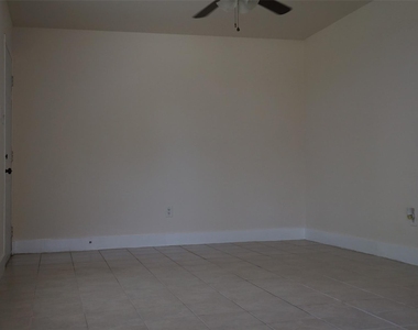 604 Wilson Road - Photo Thumbnail 6