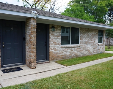 604 Wilson Road - Photo Thumbnail 4