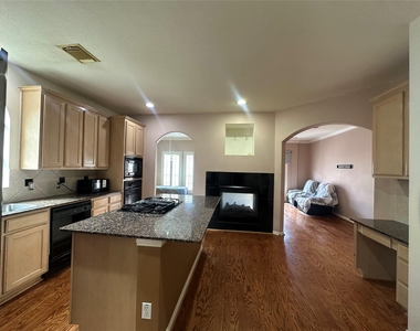 7131 Harmony Cove - Photo Thumbnail 5