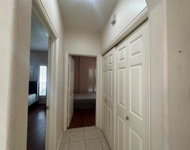 7131 Harmony Cove - Photo Thumbnail 14