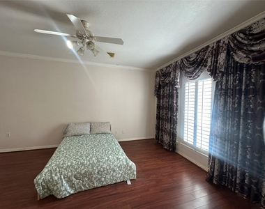 7131 Harmony Cove - Photo Thumbnail 7