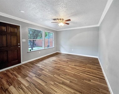 6347 Limestone Street - Photo Thumbnail 5