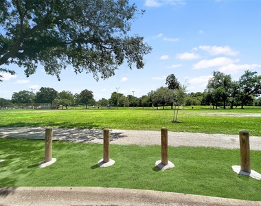 6347 Limestone Street - Photo Thumbnail 24