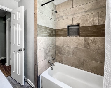 6347 Limestone Street - Photo Thumbnail 8