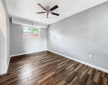6347 Limestone Street - Photo Thumbnail 20