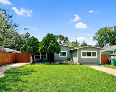 6347 Limestone Street - Photo Thumbnail 3