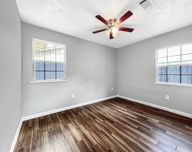 6347 Limestone Street - Photo Thumbnail 18
