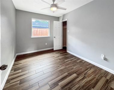 6347 Limestone Street - Photo Thumbnail 17