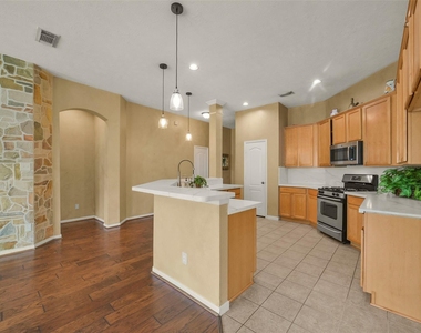 18930 Magnolia Arbor Lane - Photo Thumbnail 6