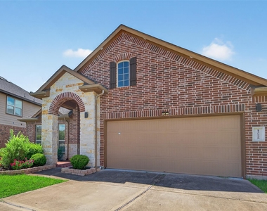 13935 Manobrook Court - Photo Thumbnail 3