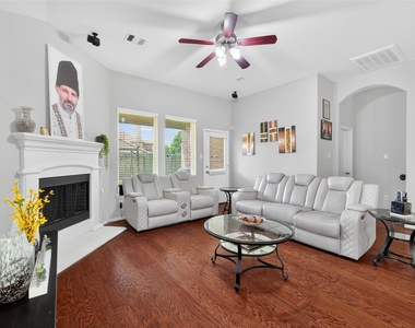 13935 Manobrook Court - Photo Thumbnail 12