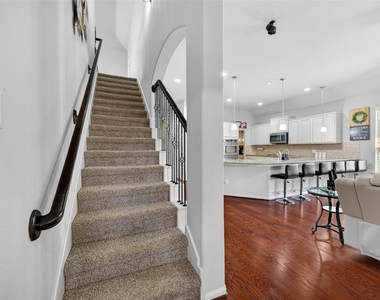 13935 Manobrook Court - Photo Thumbnail 33