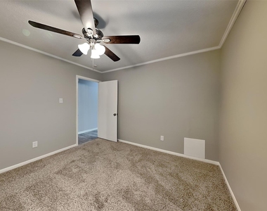 17326 Masonridge Drive - Photo Thumbnail 13