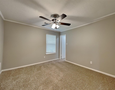 17326 Masonridge Drive - Photo Thumbnail 12