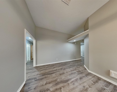 17326 Masonridge Drive - Photo Thumbnail 6