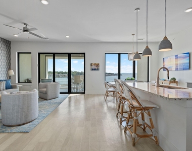 199 Waterpoint Court - Photo Thumbnail 8
