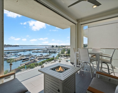199 Waterpoint Court - Photo Thumbnail 12