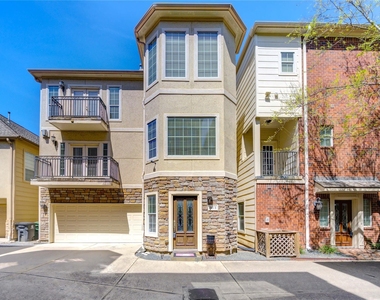5813 Washington Avenue - Photo Thumbnail 1