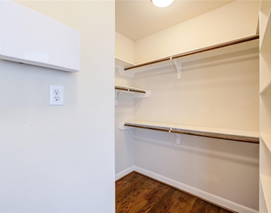 5813 Washington Avenue - Photo Thumbnail 29