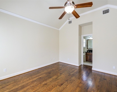 5813 Washington Avenue - Photo Thumbnail 22