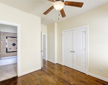 5813 Washington Avenue - Photo Thumbnail 32