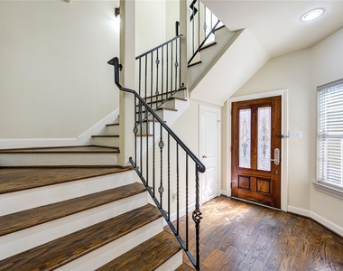 5813 Washington Avenue - Photo Thumbnail 5