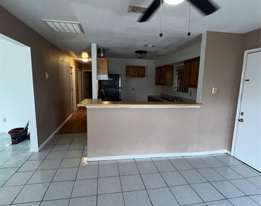 3613 Sparrow Street - Photo Thumbnail 4