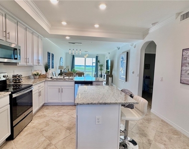 43030 Greenway Boulevard - Photo Thumbnail 6