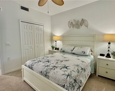 43030 Greenway Boulevard - Photo Thumbnail 16