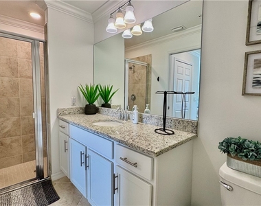 43030 Greenway Boulevard - Photo Thumbnail 14